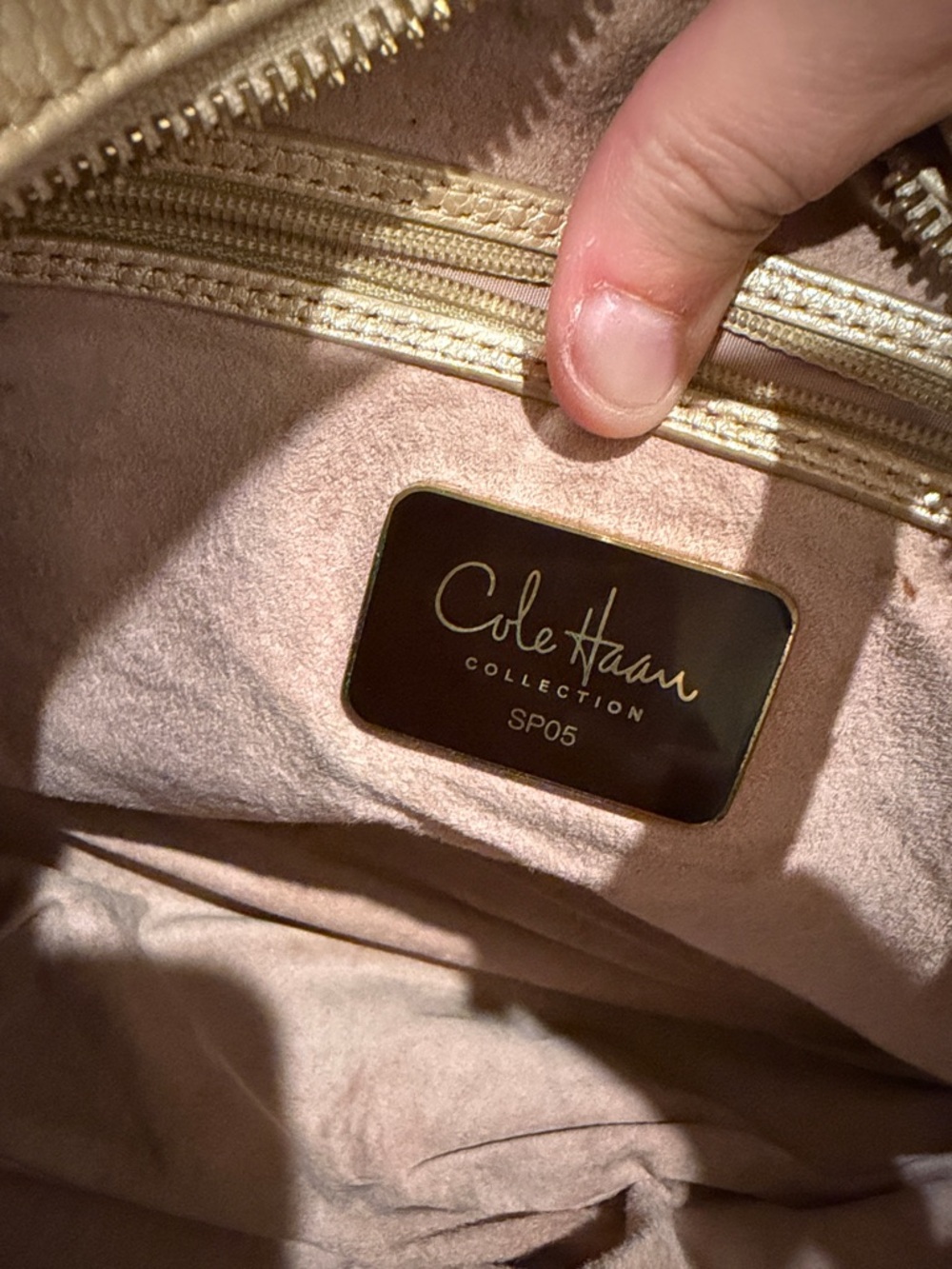 Vintage Cole Haan Collection Champagne Woven Leather Hobo with Tassel - Picture 4 of 5